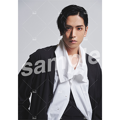 【黒羽麻璃央2021年カレンダー発売記念お渡し会】 特典付きOn-line Photo Aセット（20枚+2枚）