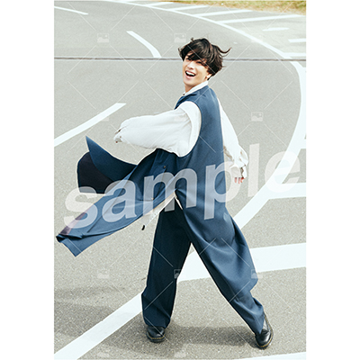 【黒羽麻璃央2022年カレンダー発売記念お渡し会】 特典付きOn-line Photo Aセット（20枚+2枚）