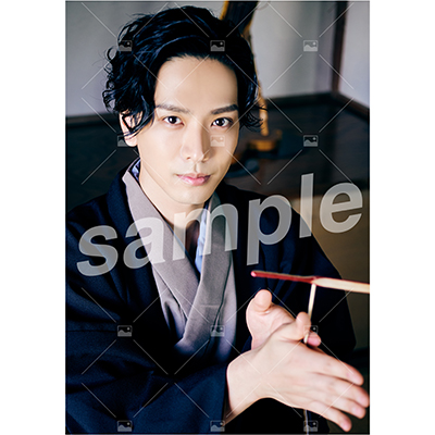 【黒羽麻璃央2021年カレンダー発売記念お渡し会】 特典付きOn-line Photo Bセット（20枚+2枚）