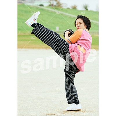 【鳥越裕貴 カレンダー＆バースデーイベントもうすぐサーティワン】 On-line Photo B-09