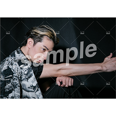 【伊万里有 FAN MEETING2022 「BLACK & WHITE」】Vol.1 On-line Photo A-16