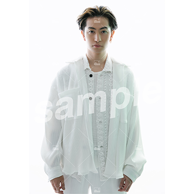 【伊万里有 FAN MEETING2022 「BLACK & WHITE」】Vol.1 On-line Photo A-08