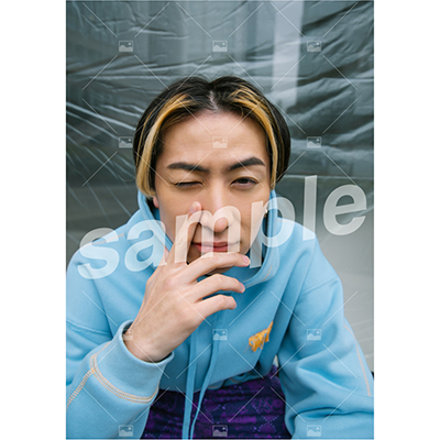 【伊万里有 FAN MEETING2022 「BLACK & WHITE」】Vol.2 On-line Photo Fセット