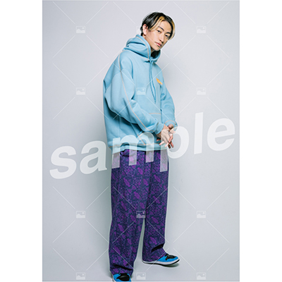 【伊万里有 FAN MEETING2022 「BLACK & WHITE」】Vol.2 特典付きOn-line Photo フルセットB（20枚+2枚）