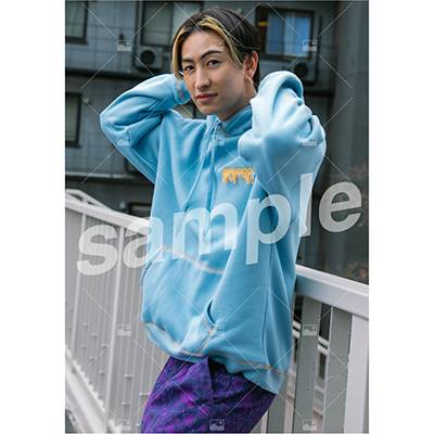 【伊万里有 FAN MEETING2022 「BLACK & WHITE」】Vol.2 特典付きOn-line Photo フルセットA（20枚+2枚）