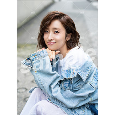 【梅田彩佳ファンミーティング2021】 On-line Photo A-11