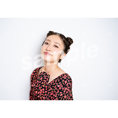 【梅田彩佳ファンミーティング2021】 特典付きOn-line Photo Bセット（20枚+2枚）